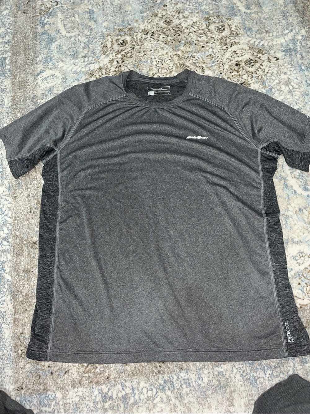 Eddie Bauer XL Men's Performance Crew Neck Shirt - Gray